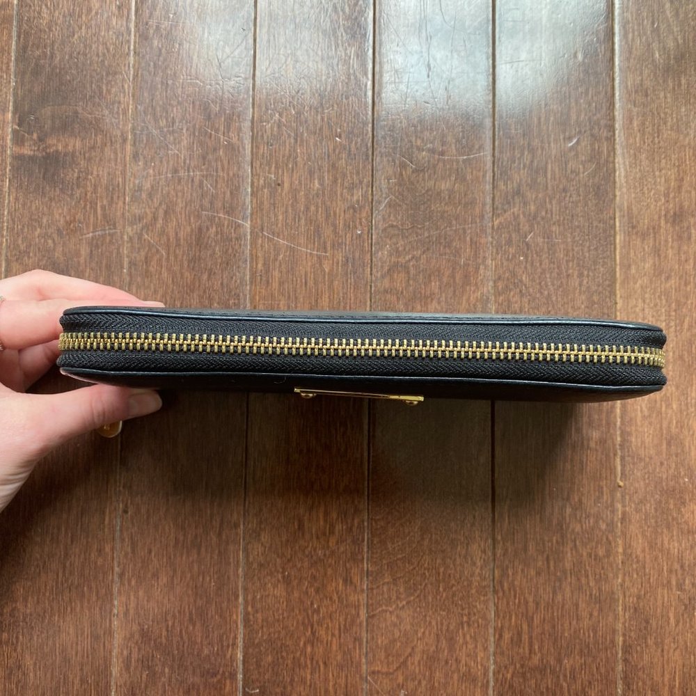 Michael Kors Wallet - Picture 3 of 4